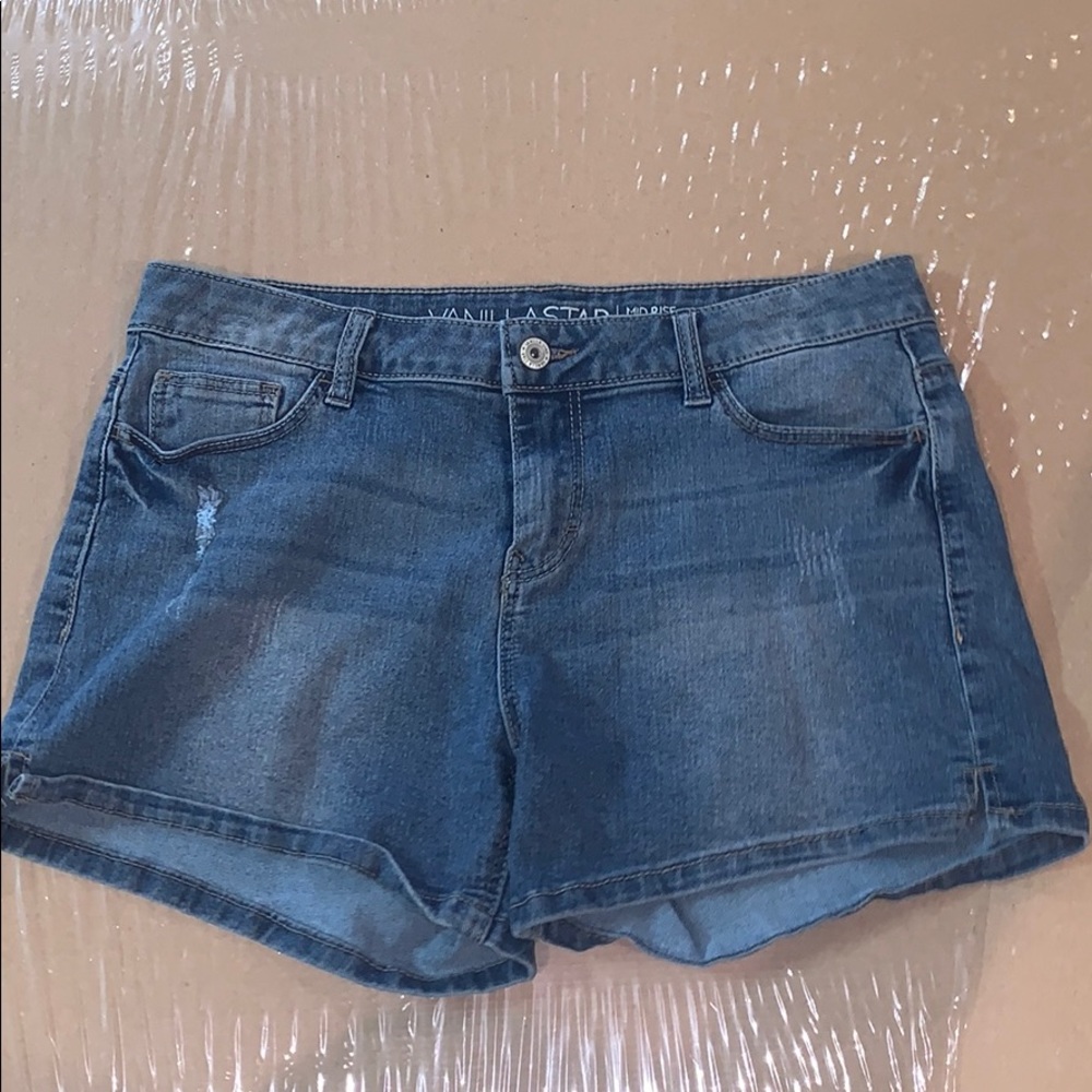 Mid-Rise shorts